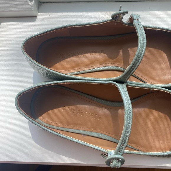 WHO WHAT WEAR | Mint Crocodile Leather Mary Janes - Picture 3 of 7